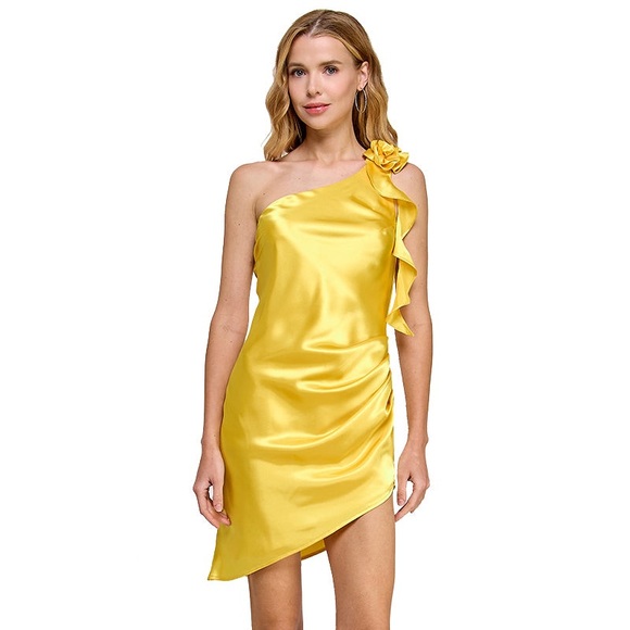 Morgan & Co. Dresses & Skirts - Morgan & Co Satin Yellow Dress